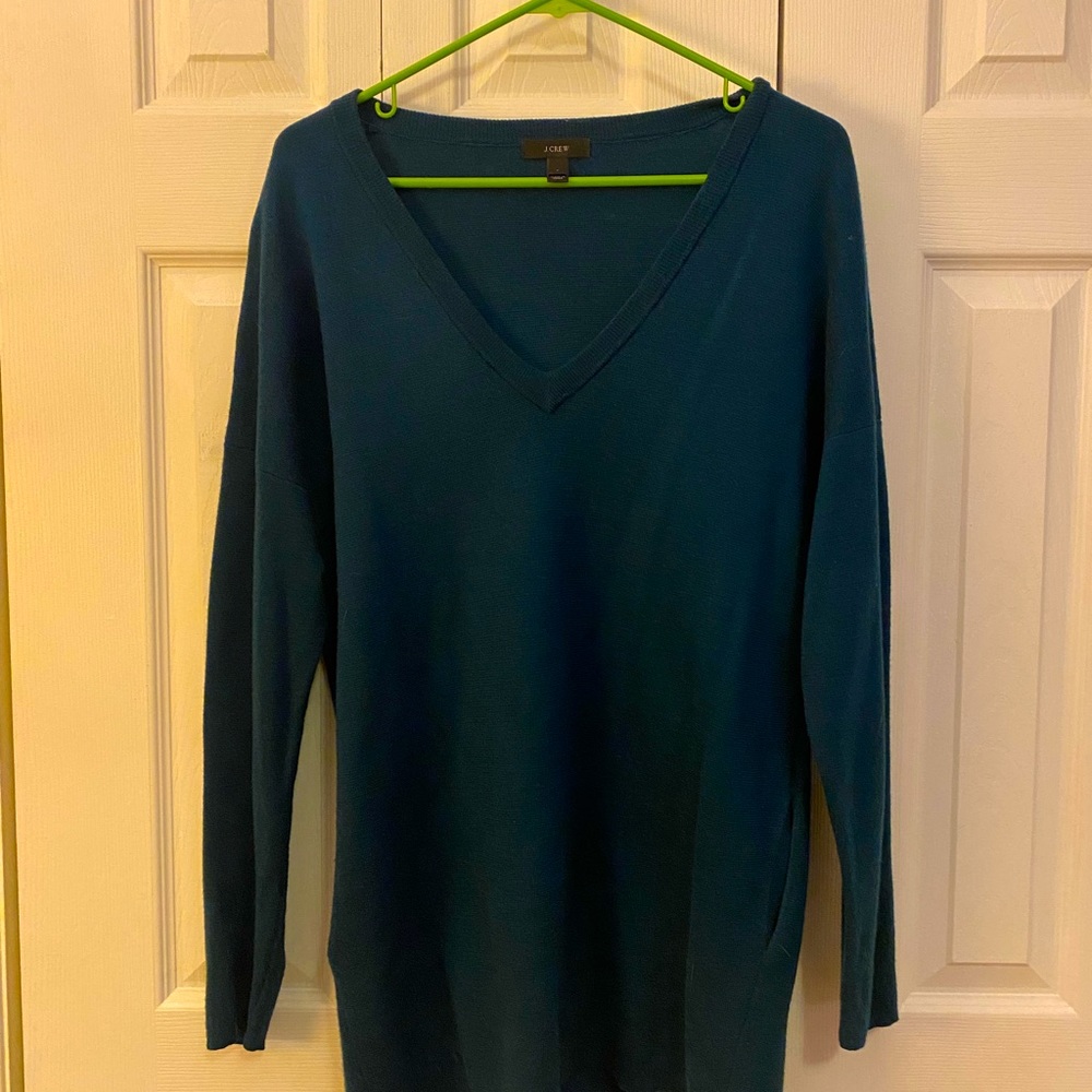 J.Crew V neck sweater 100% merino wool